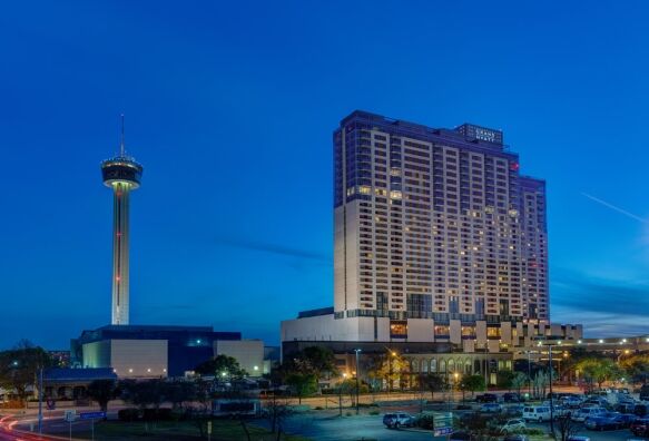 Grand Hilton Hotel