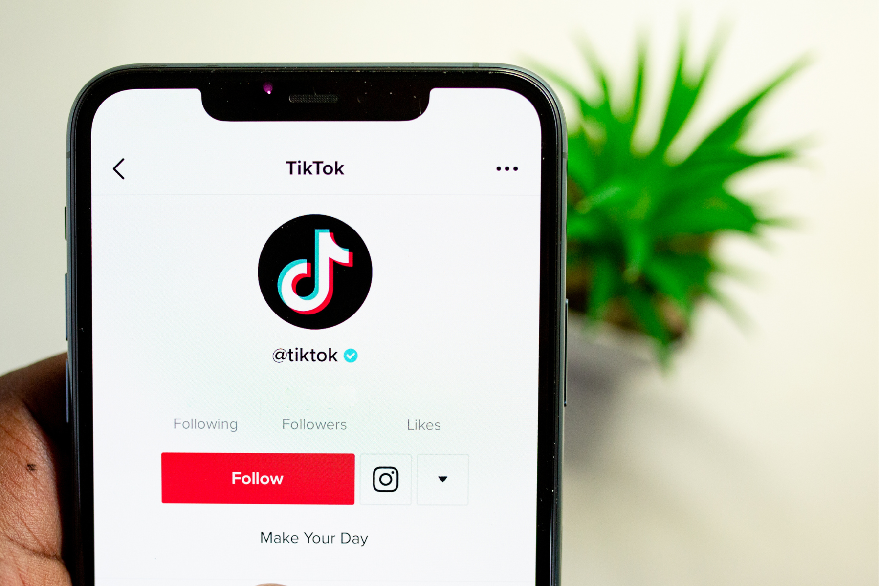How to Sign More Cases When You Aren’t a TikTok Superstar